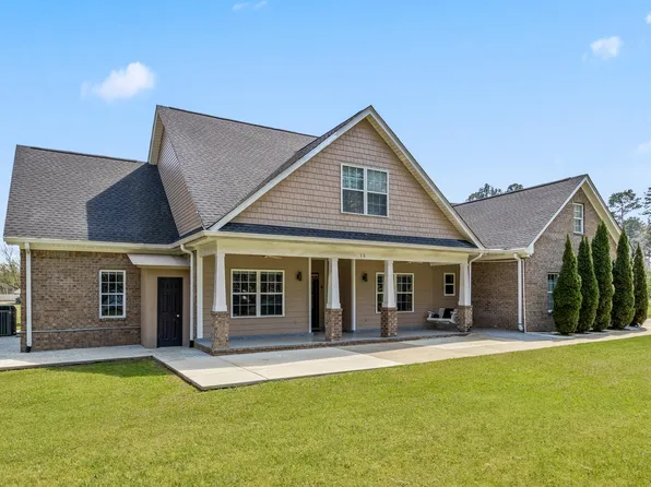 15 Canterbury Trl, Amory, MS 38821