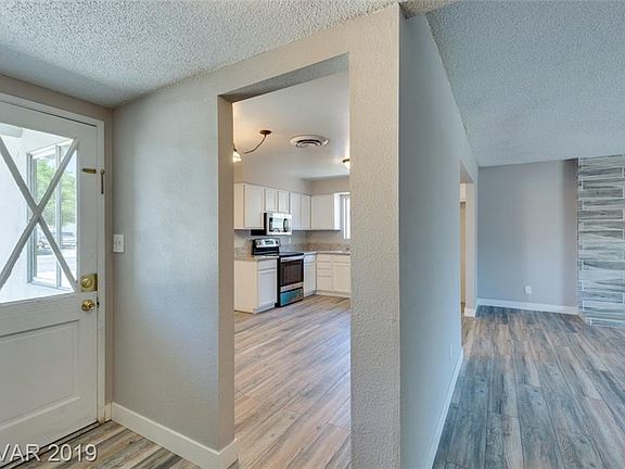 3rd image of 3809 El Jardin Ave
