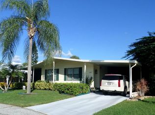 5687 Halifax Ln, Sarasota, FL 34233