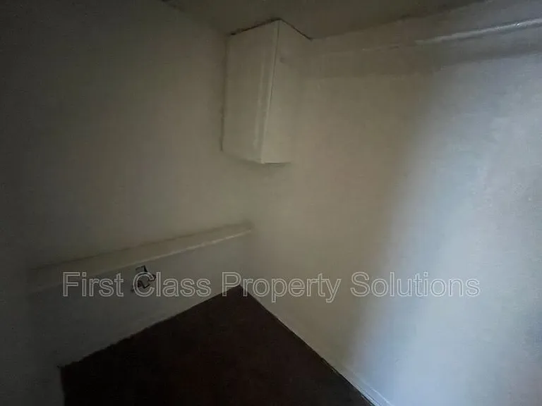 1731 NW 32nd St #15 — Photo 11