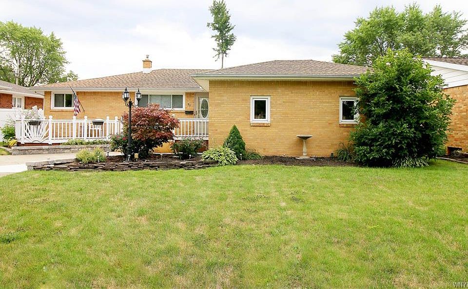 1st image of 83 Noel Dr