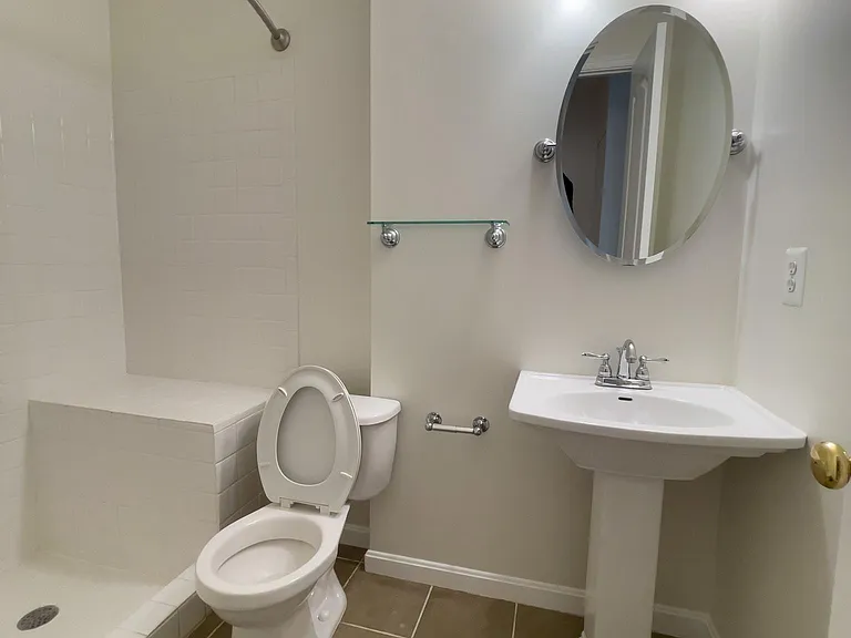 14741 Dogwood Park Ln — Photo 40