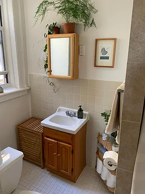 Rented by Pinn Realty | media 31