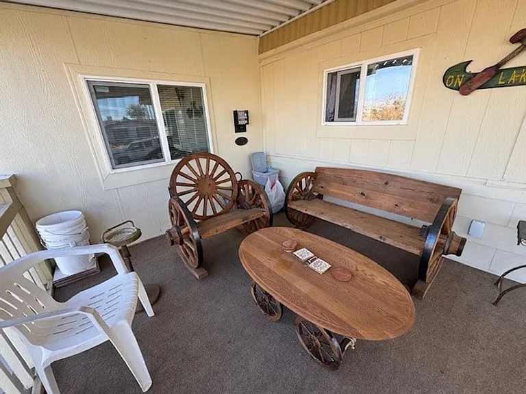 1682 Colina Dr — Photo 3