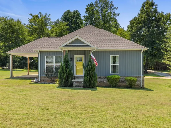 754 Rose St, Rogersville, AL 35652