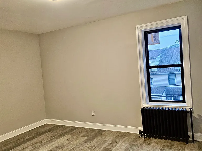 200 Glenwood Ave — Photo 8