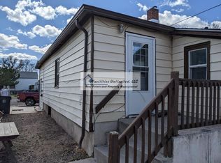 909 Evans Ave, Cheyenne, WY 82007