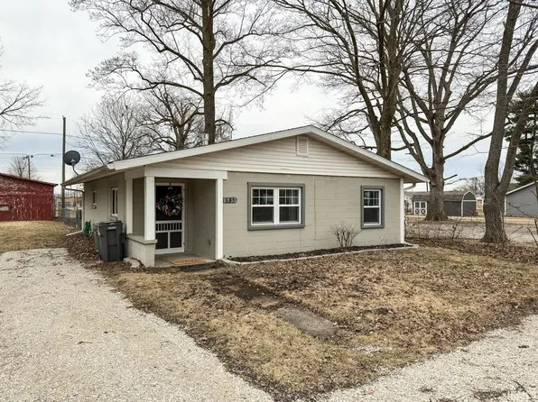 6935 College St, Stockwell, IN 47983