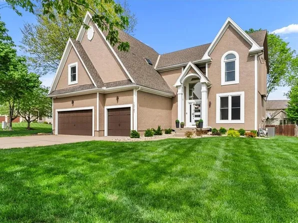 13101 Hemlock St, Overland Park, KS 66213