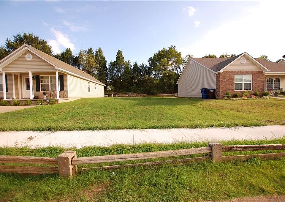 1st image of 3518 Clayton Ct
