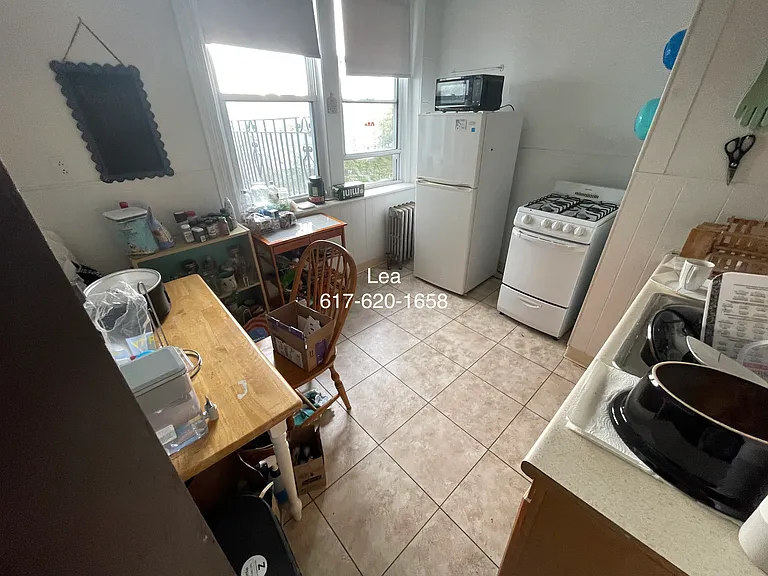 1800 Commonwealth Ave #36 — Photo 7