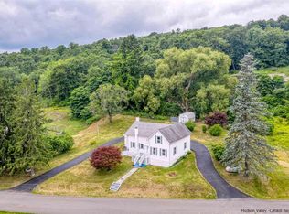 737 Floyd Ackert Rd, New Paltz, NY 12561
