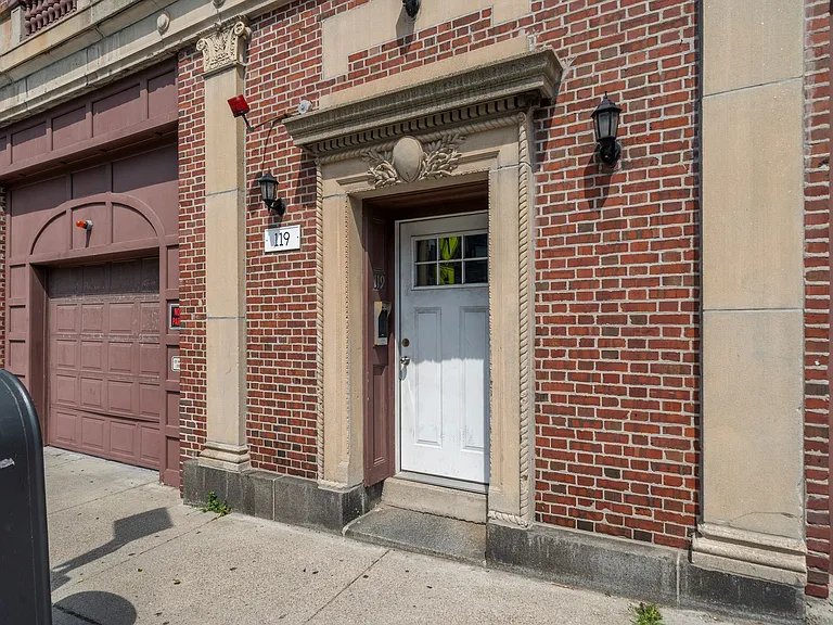 119 Dorchester St #7 — Photo 16