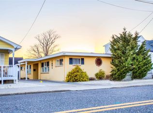 212 E Toledo Ave, Wildwood Crest, NJ 08260