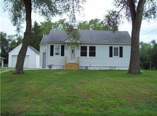 1100 Summit Ave SW, Cedar Rapids, IA 52404