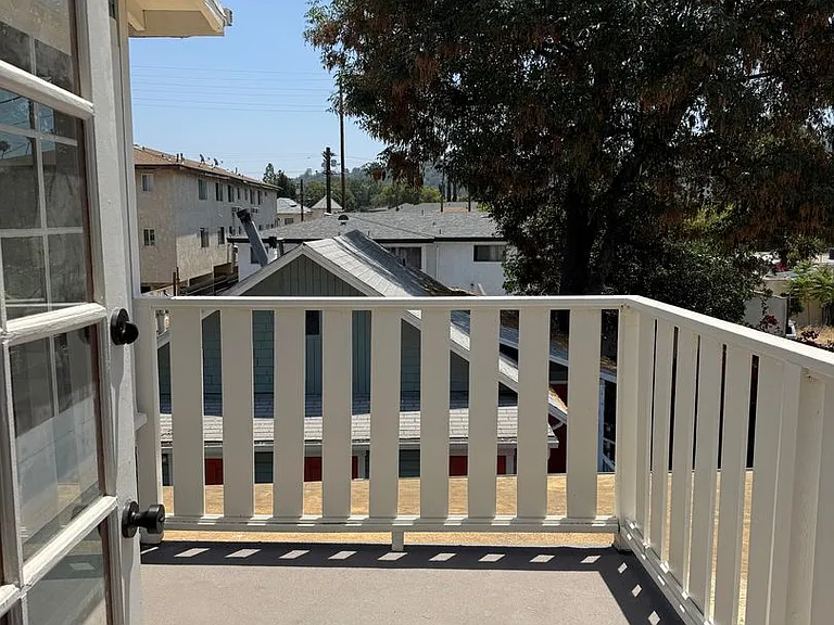 128 S Ave 63 — Photo 19