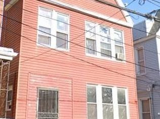138 Myrtle Ave #1, Jersey City, NJ 07305