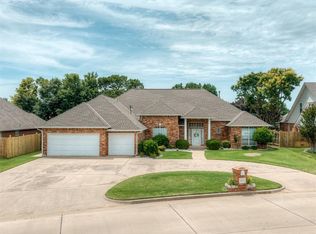10917 Fountain Blvd, Oklahoma City, OK 73170