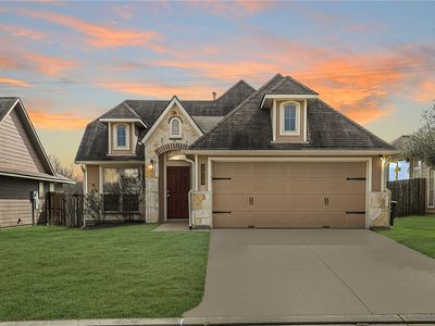 2812 Silver Oak Dr, College Station, TX, 77845