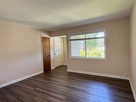 4th image of 100 Belvedere Dr APT 7