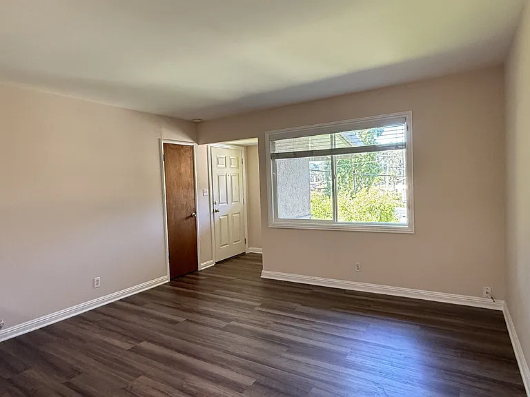 100 Belvedere Dr #7 — Photo 4