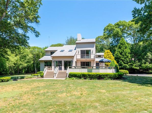 280 W Reach Dr, Jamestown, RI 02835