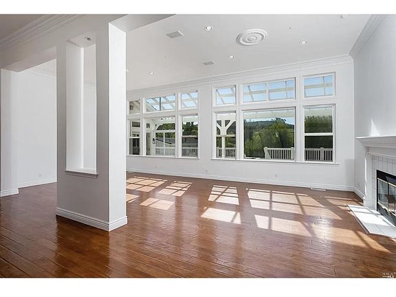 5th image of 165 Saddle Wood Dr