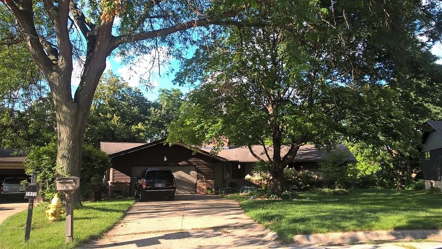 1st image of 1921 Old Orchard Ct