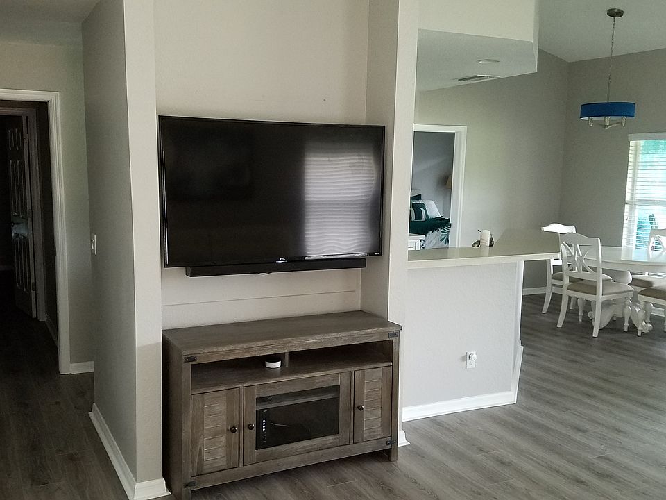 1st image of 14005 Willow Glen Ct APT 207