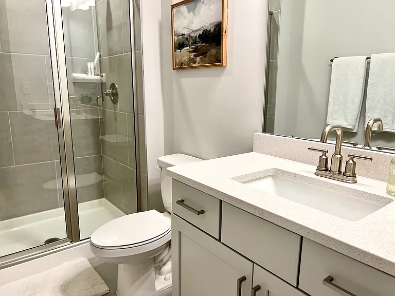 912 Mary Max Dr — Photo 4