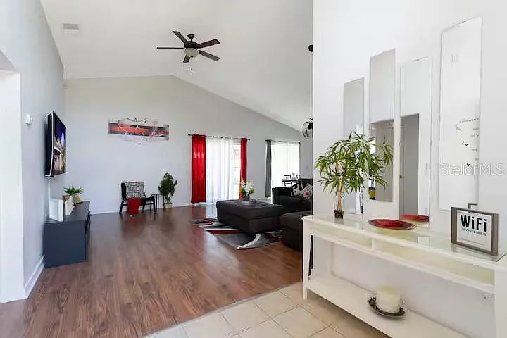 751 Country Woods Cir — Photo 15