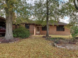 5814 Anaqua Dr, Houston, TX 77092