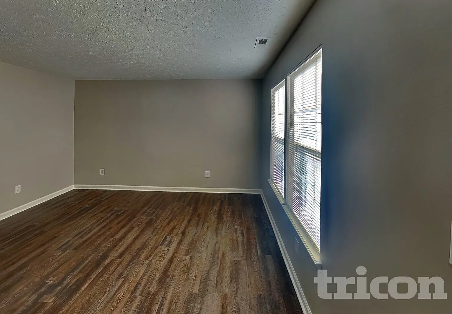 10740 Snowdrop Way Indianapolis IN — Photo 4