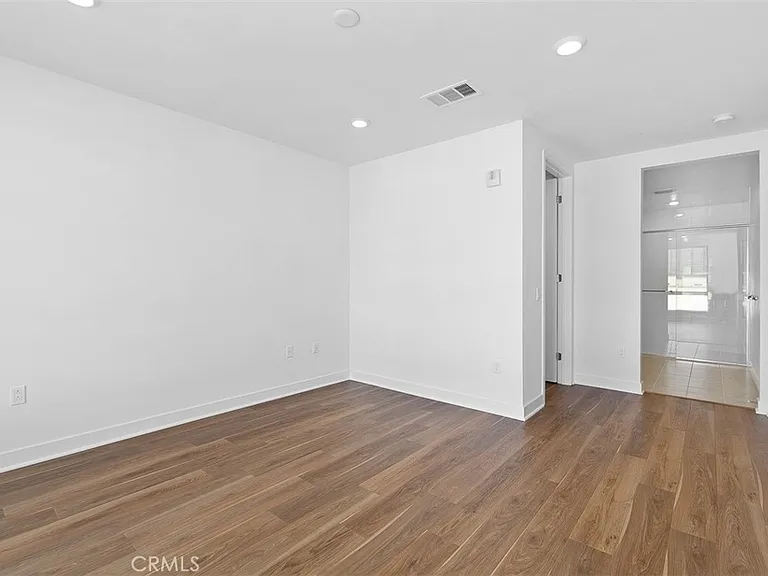 1407 Rivington — Photo 20