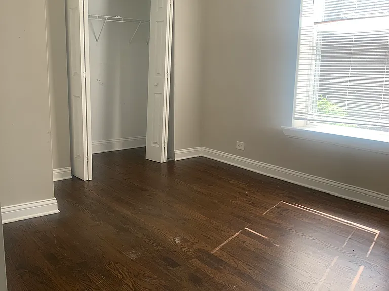 537 E 46th Pl #2 — Photo 4
