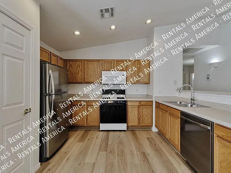 8421 S Burien Rd — Photo 11