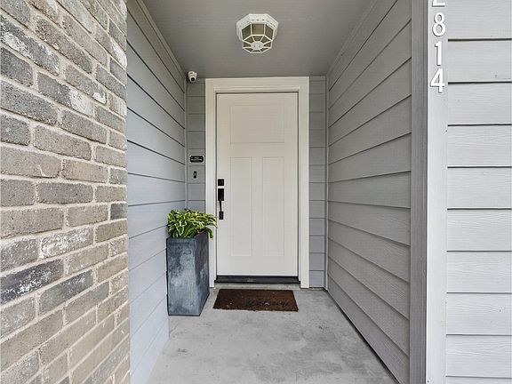 3rd image of 2814 Erie Dr