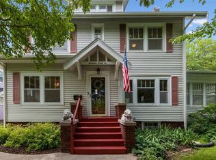 1726 3rd Ave SE, Cedar Rapids, IA 52403