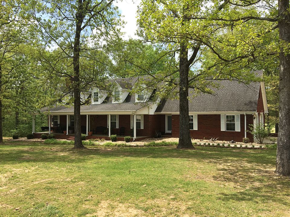 Front view. Love the porch