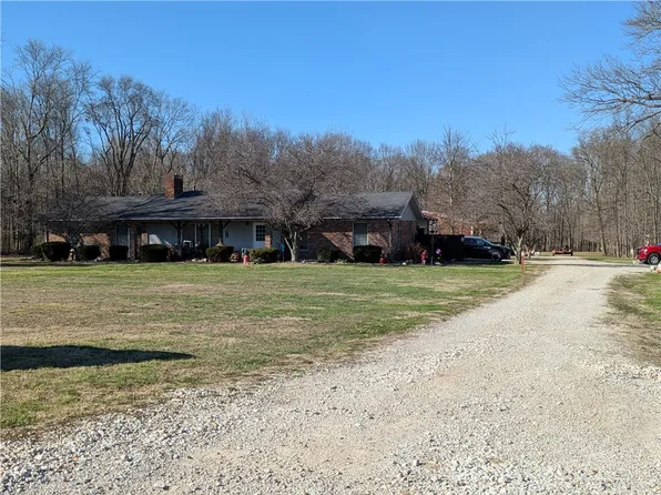 13031 E 225th Rd, Marshall, IL 62441