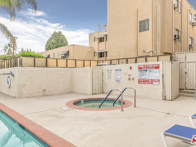 14050 Magnolia Blvd #312 — Photo 36