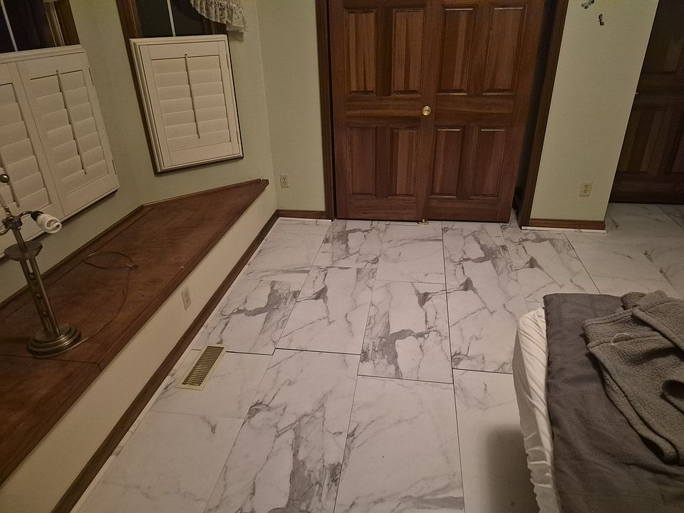 1st image of 353 Creekbend Ln