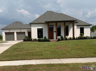 27034 Napa Ln, Zachary, LA 70791