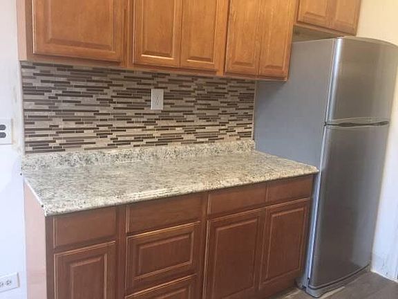 5th image of 4270 Martha Ave