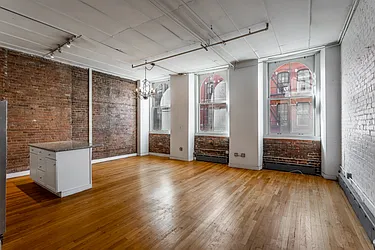 Rented by Bond New York