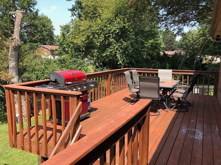 14 Robyn Dr — Photo 9
