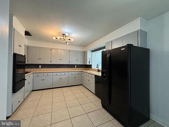 4th image of 3404 Churchville Rd