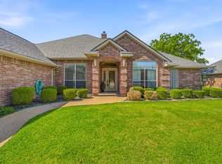 5900 Nutcracker Dr, Granbury, TX 76049