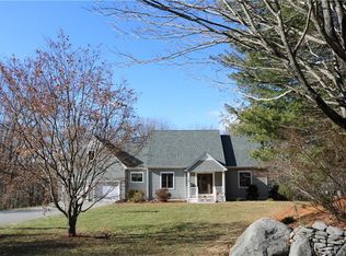 3 Coit Ln, Norwich, CT 06360