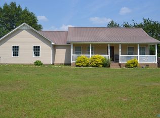 202 Community House Rd, Guntersville, AL 35976